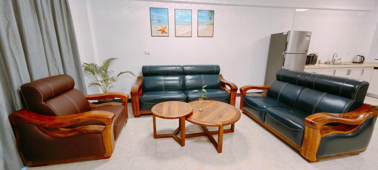 نادي Ocean Breeze Apartment المظهر الخارجي الصورة