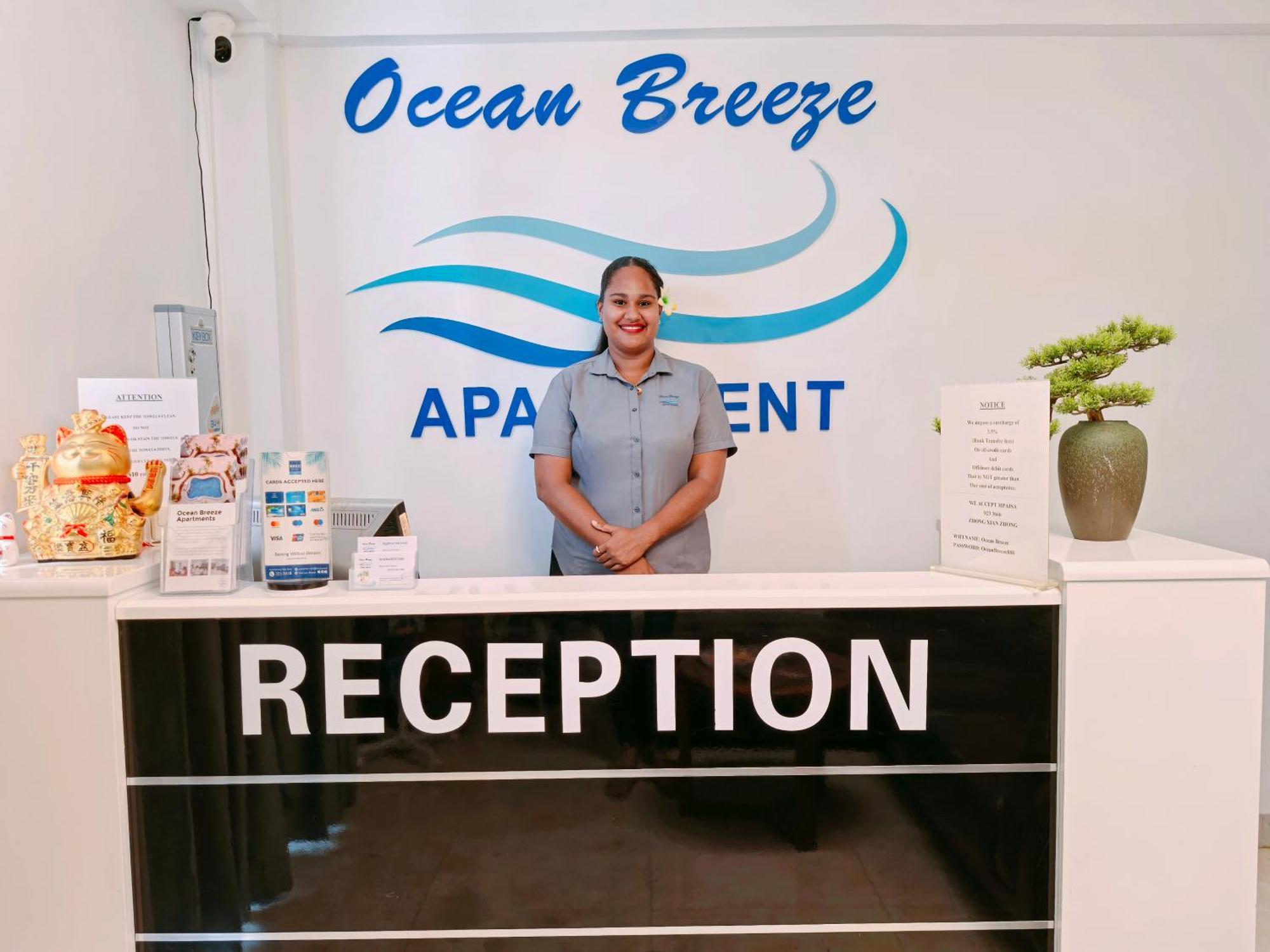 نادي Ocean Breeze Apartment المظهر الخارجي الصورة